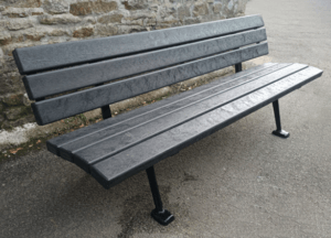 Banc en bois certifié